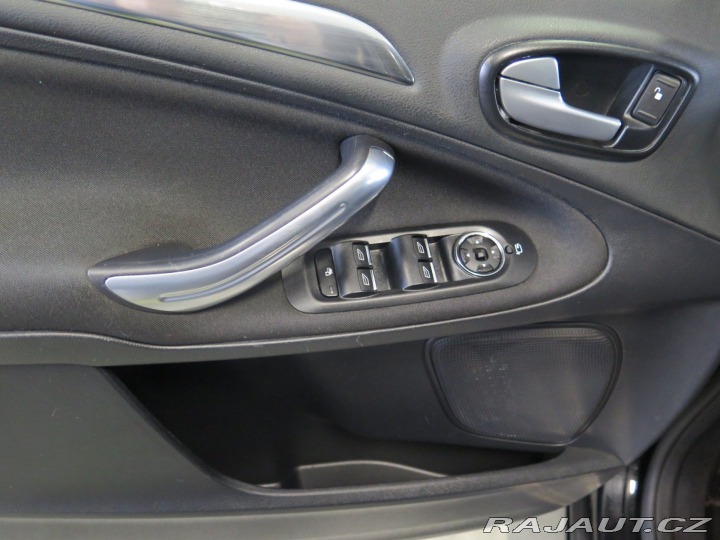 Ford S-MAX 2.0TDCi,klima,navi,kamera 2013