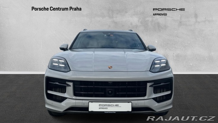Porsche Cayenne GTS 2025