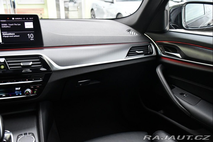 BMW 5 530d xD M-SPORT REZERVACE 2021