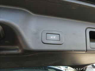 Land Rover Range Rover Evoque 2,0 D165 S, AWD 1.MAJ, ČR 2022