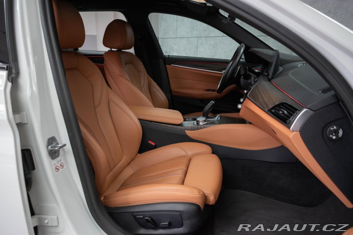 BMW 5 530d xD ///M*ZÁRUKA*DPH*Č 2023