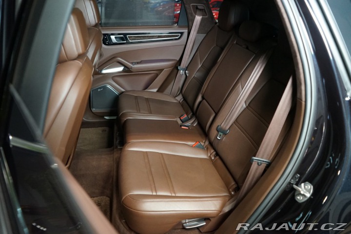 Porsche Cayenne TURBO*BURM*PCCB*PASM*360* 2018
