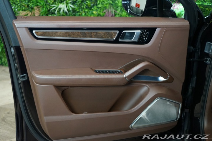 Porsche Cayenne TURBO*BURM*PCCB*PASM*360* 2018