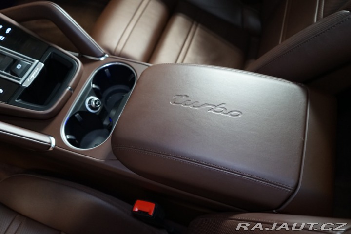 Porsche Cayenne TURBO*BURM*PCCB*PASM*360* 2018