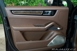 Porsche Cayenne TURBO*BURM*PCCB*PASM*PDCC 2018
