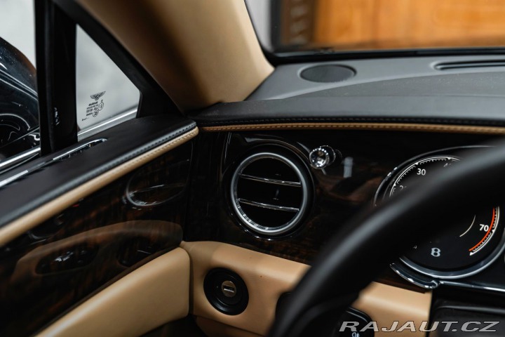 Bentley Flying Spur 4.0 V8 1800