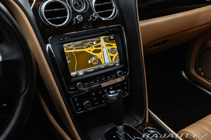 Bentley Flying Spur 4.0 V8 1800