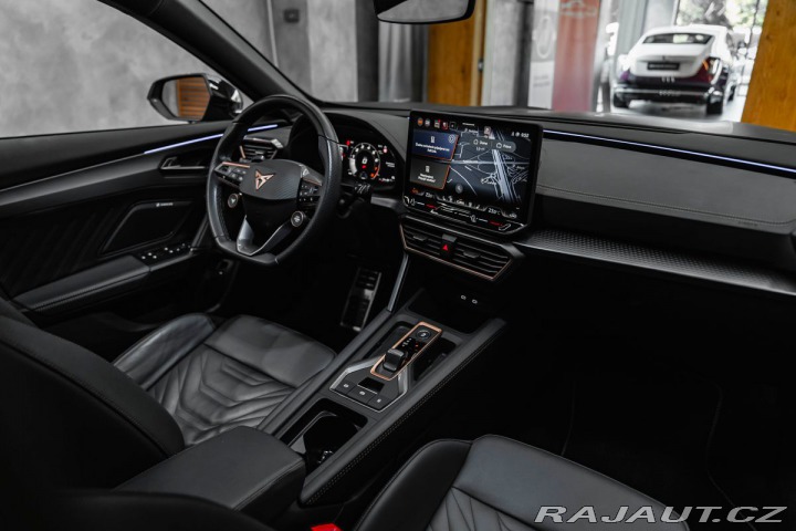 Cupra Formentor 1.5 eTSI 110 kW, Sennheis 2025