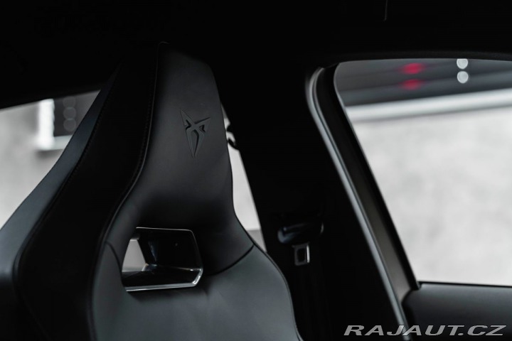 Cupra Formentor 1.5 eTSI 110 kW, Sennheis 2025