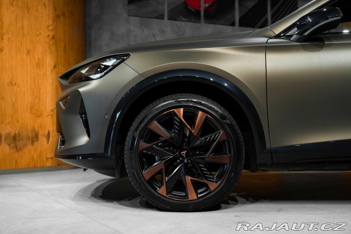 Cupra Formentor 1.5 eTSI 110 kW, Sennheis 2025