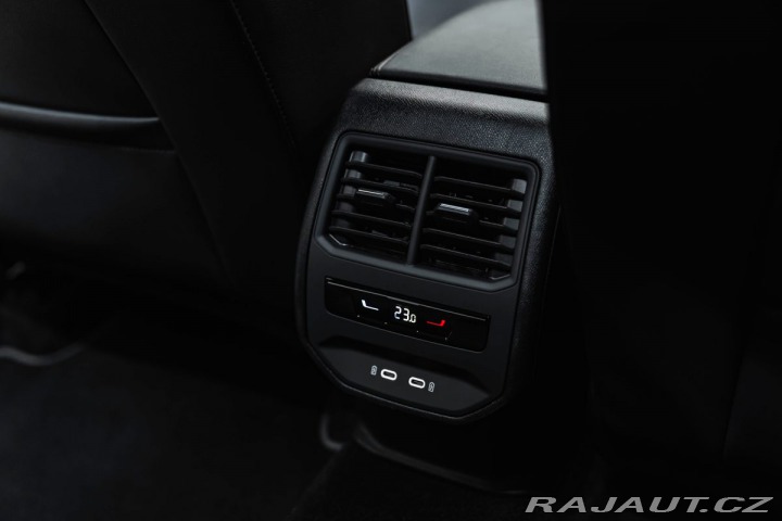 Cupra Formentor 1.5 eTSI 110 kW, Sennheis 2025
