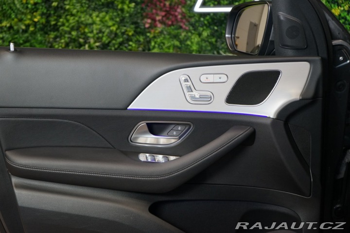 Mercedes-Benz GLE 300d*4MATIC*TAŽNÉ*LED* 2023
