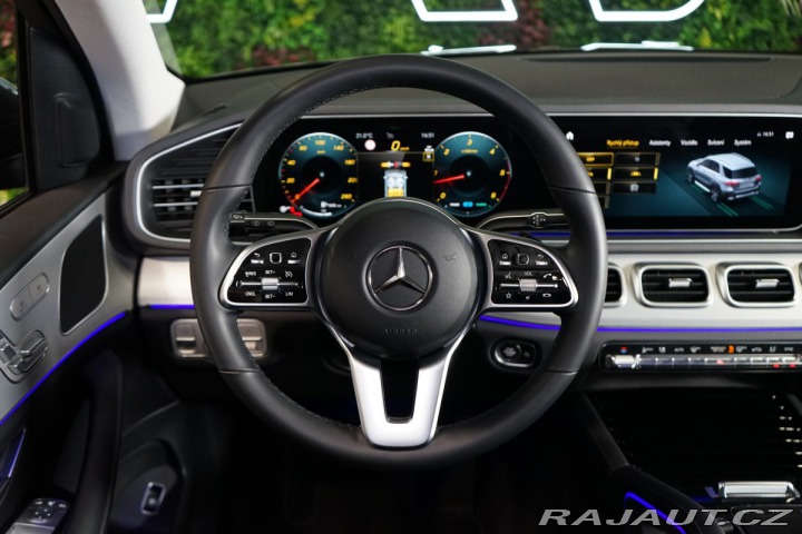 Mercedes-Benz GLE 300d*4MATIC*TAŽNÉ*LED* 2023
