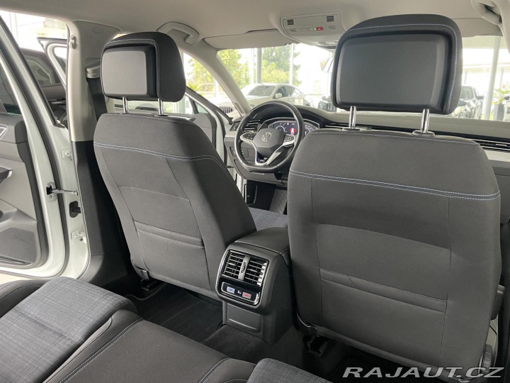 Volkswagen Passat GTE 160kW*Discover*Tažné* 2021