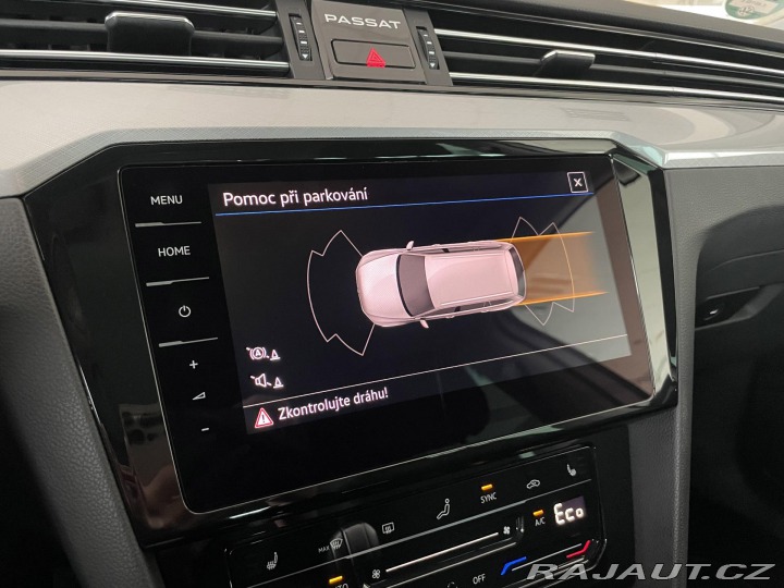 Volkswagen Passat GTE 160kW*Discover*Tažné* 2021