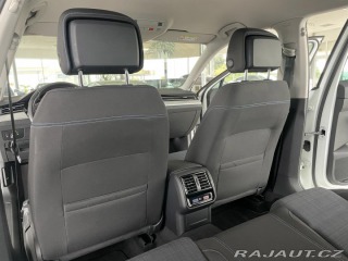Volkswagen Passat GTE 160kW*Discover*Tažné* 2021