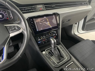 Volkswagen Passat GTE 160kW*Discover*Tažné* 2021