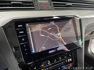 Volkswagen Passat GTE 160kW*Discover*Tažné* 2021