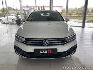 Volkswagen Passat GTE 160kW*Discover*Tažné* 2021
