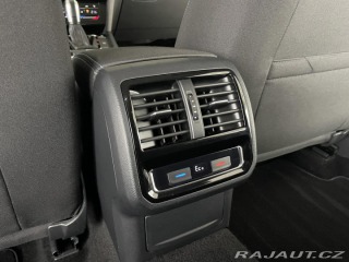 Volkswagen Passat GTE 160kW*Discover*Tažné* 2021
