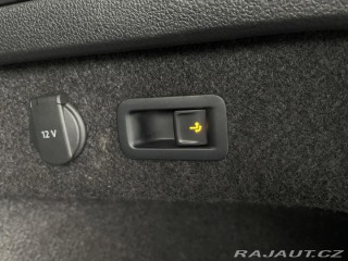 Volkswagen Passat GTE 160kW*Discover*Tažné* 2021