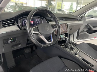 Volkswagen Passat GTE 160kW*Discover*Tažné* 2021
