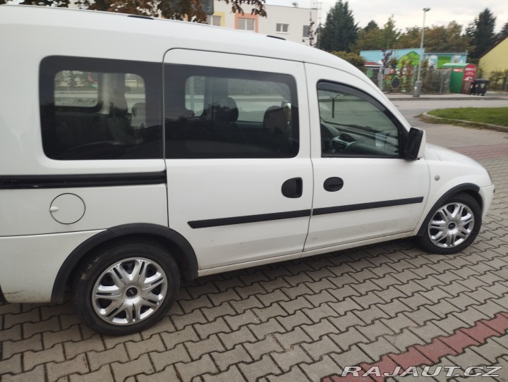 Opel Combo 1,3 CDTI 2009
