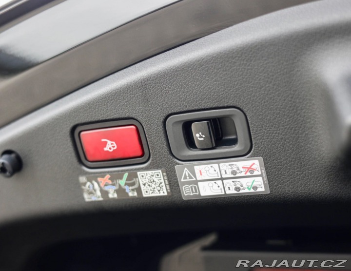 Mercedes-Benz CLE 300 Kabrio 4-matic | AMG 2024