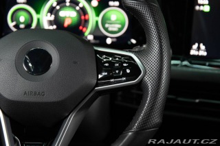 Volkswagen Golf  2021