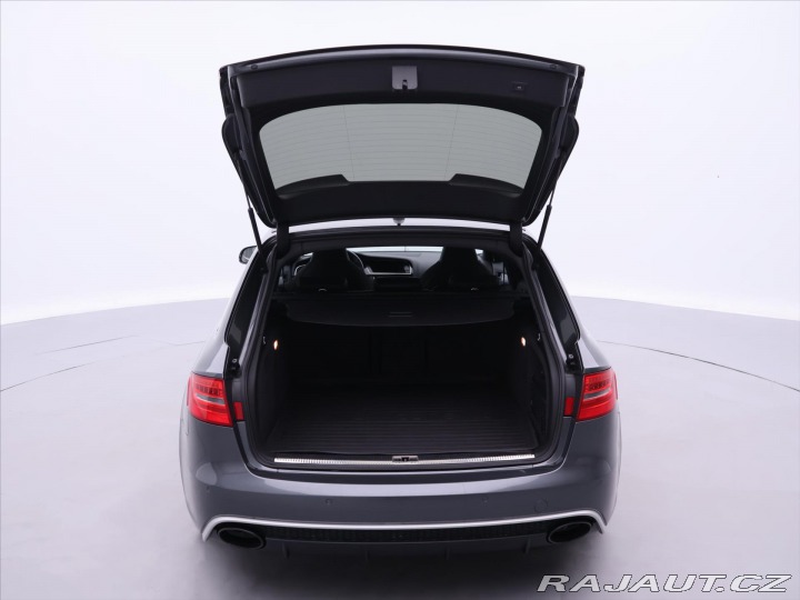 Audi RS4 4.2 FSI V8 331kW 1.Maj Se 2014