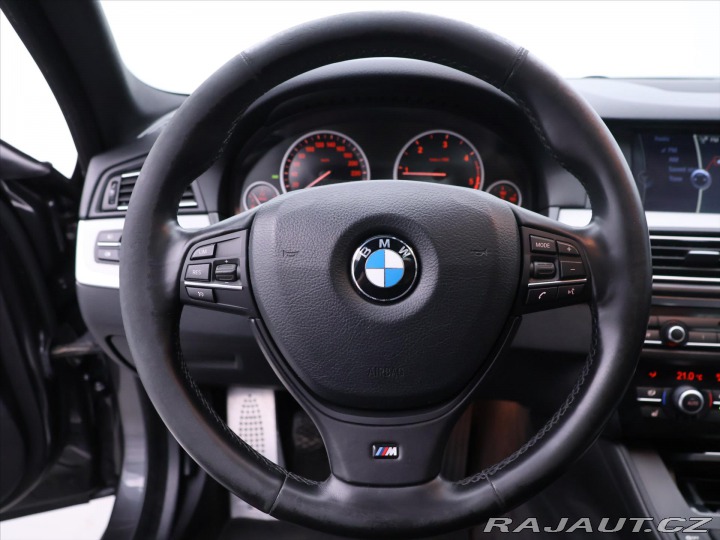 BMW 5 2,0 520d 135kwPanorama Na 2011