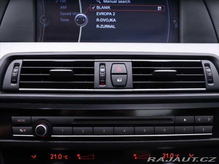 BMW 5 2,0 520d 135kwPanorama Na 2011