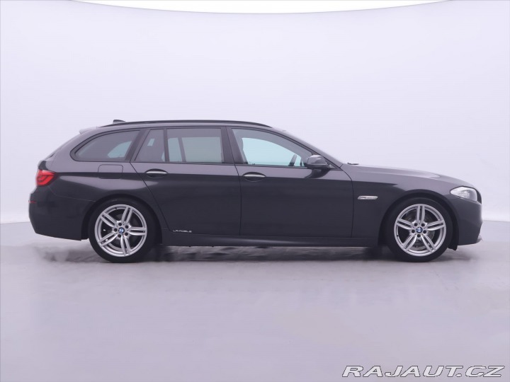 BMW 5 2,0 520d 135kwPanorama Na 2011