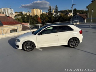 Audi S3  1800