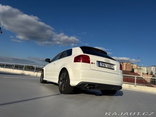 Audi S3  1800