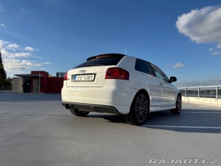 Audi S3  1800