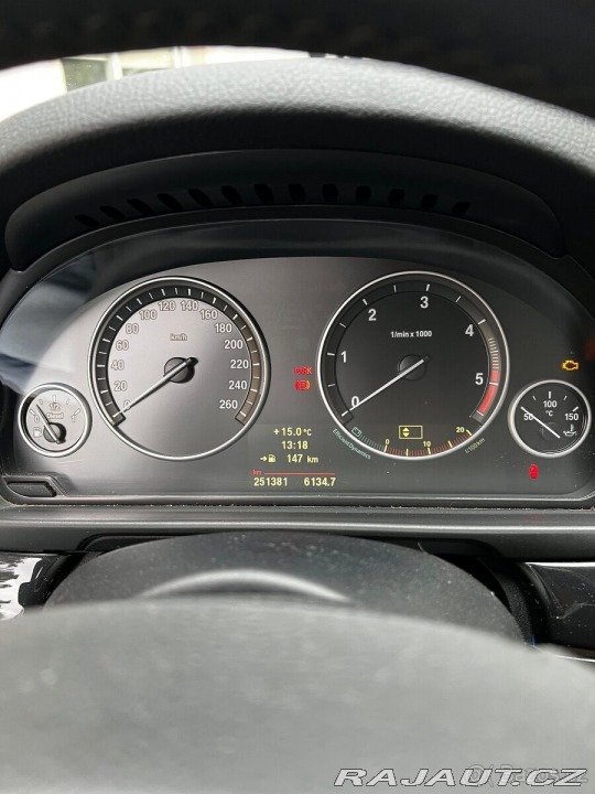 BMW 5 2,5 F10, 525d (6ti vále 2010