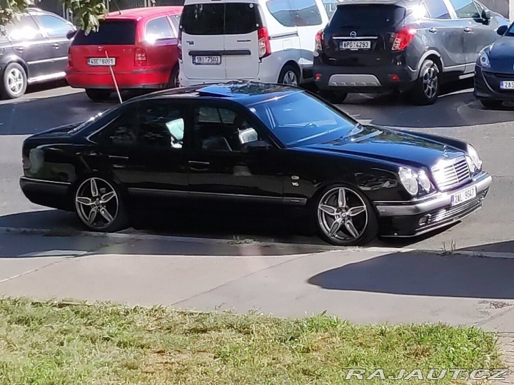 Mercedes-Benz Ostatní modely W210 280 V6 1997
