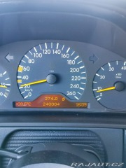 Mercedes-Benz Ostatní modely W210 280 V6 1997