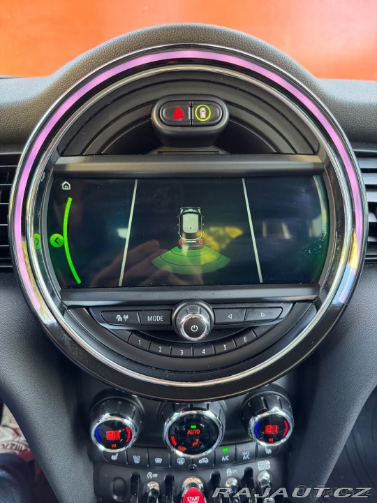 Mini Cooper 2,0 S F55, 5 dveřové 2018