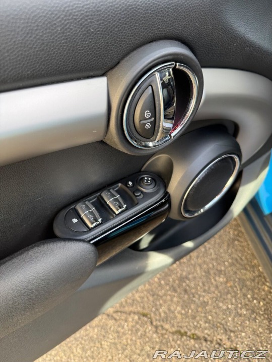 Mini Cooper 2,0 S F55, 5 dveřové 2018