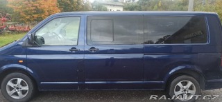 Volkswagen Transporter T5, dlouhý, 8 míst 2004