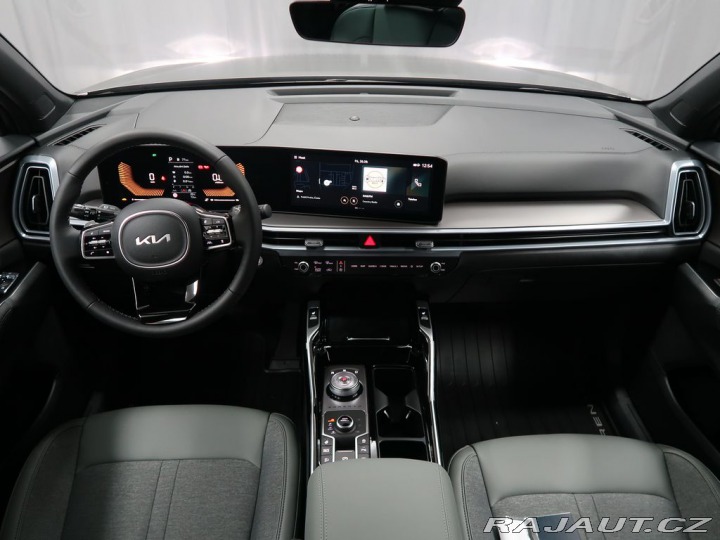 Kia Sorento Exclusive - Vůz ve výrobě 2026