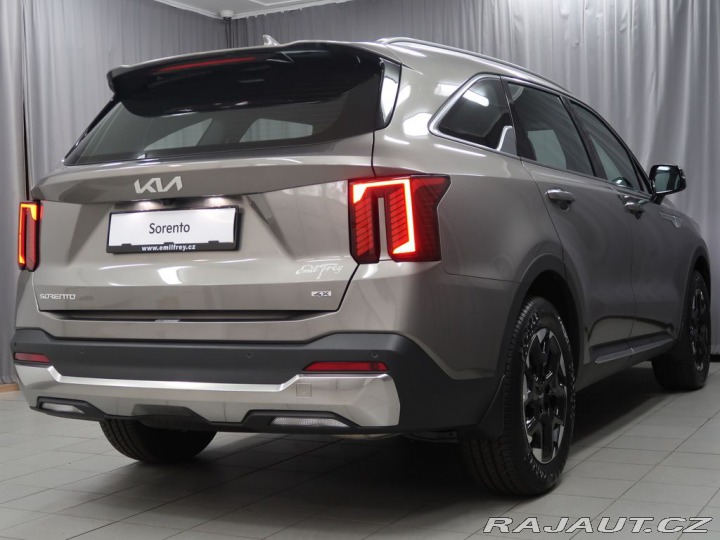 Kia Sorento Exclusive - Vůz ve výrobě 2026