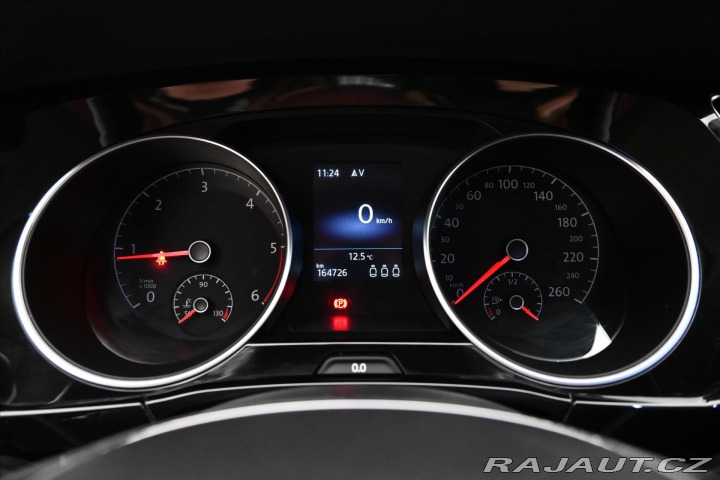 Volkswagen Touran 2,0 TDI 110 kW Highline Z 2020