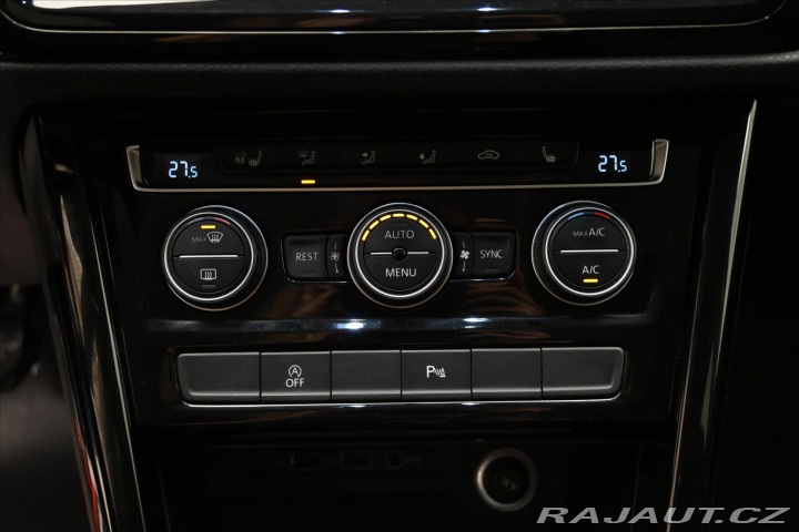 Volkswagen Touran 2,0 TDI 110 kW Highline Z 2020