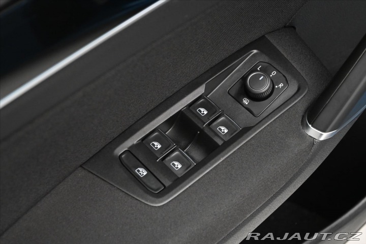 Volkswagen Touran 2,0 TDI 110 kW Highline Z 2020