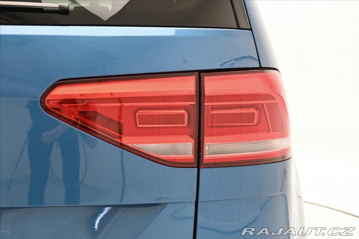 Volkswagen Touran 2,0 TDI 110 kW Highline Z 2020