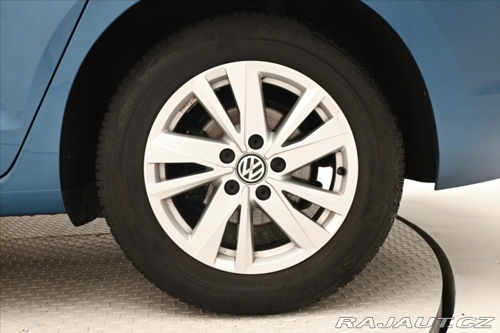 Volkswagen Touran 2,0 TDI 110 kW Highline Z 2020