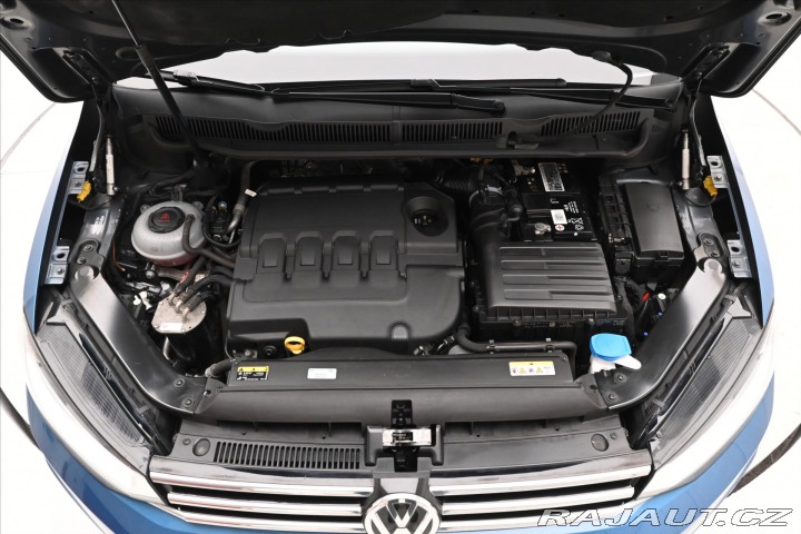 Volkswagen Touran 2,0 TDI 110 kW Highline Z 2020